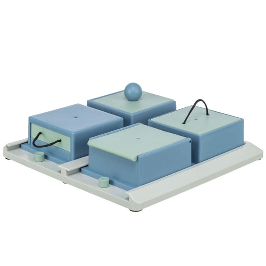 Trixie Dog Activity Poker Box 1